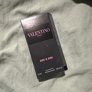 4/$15 Valentino Uomo Born in Roma sample